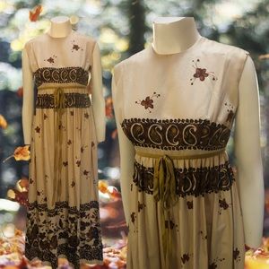 Vintage 1970s maxi dress